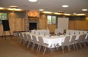Whitefish Lodge And Suites Cross Lake Esterno foto